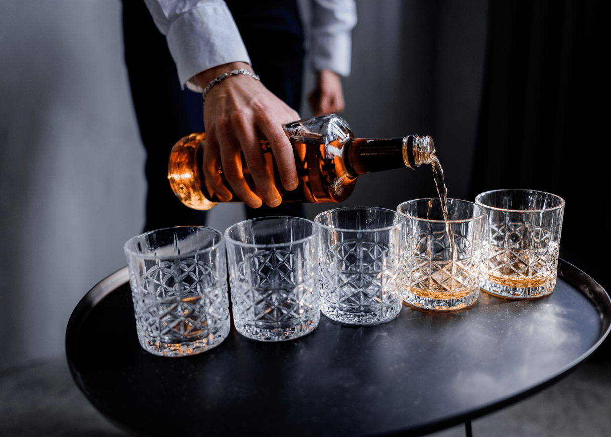 Premium rom-brand – ledet af erfarne branchefolk